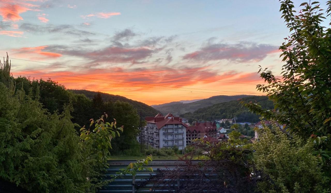Panorama Townhouse Appartement Polyana  Buitenkant foto