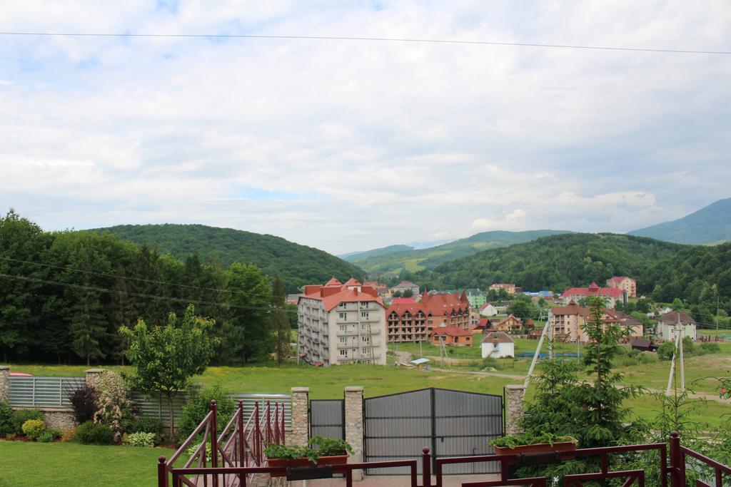 Panorama Townhouse Appartement Polyana  Buitenkant foto